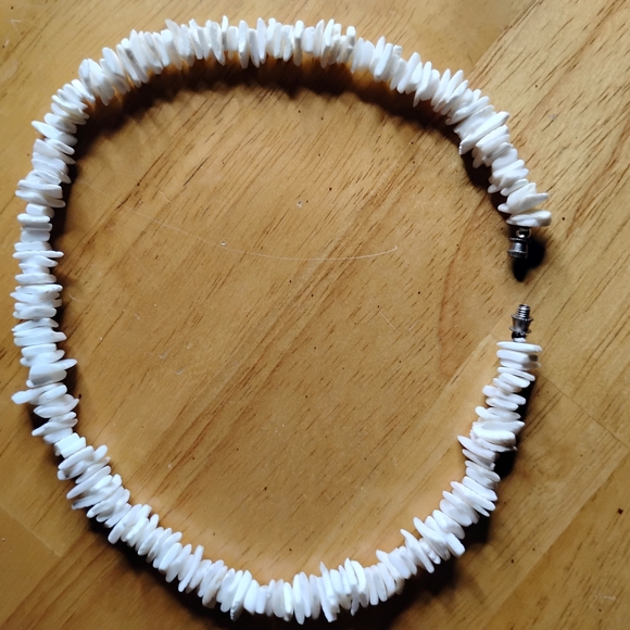 White Chip Bead Men's Necklace - Minimal Beach Style - Picture 5 of 7